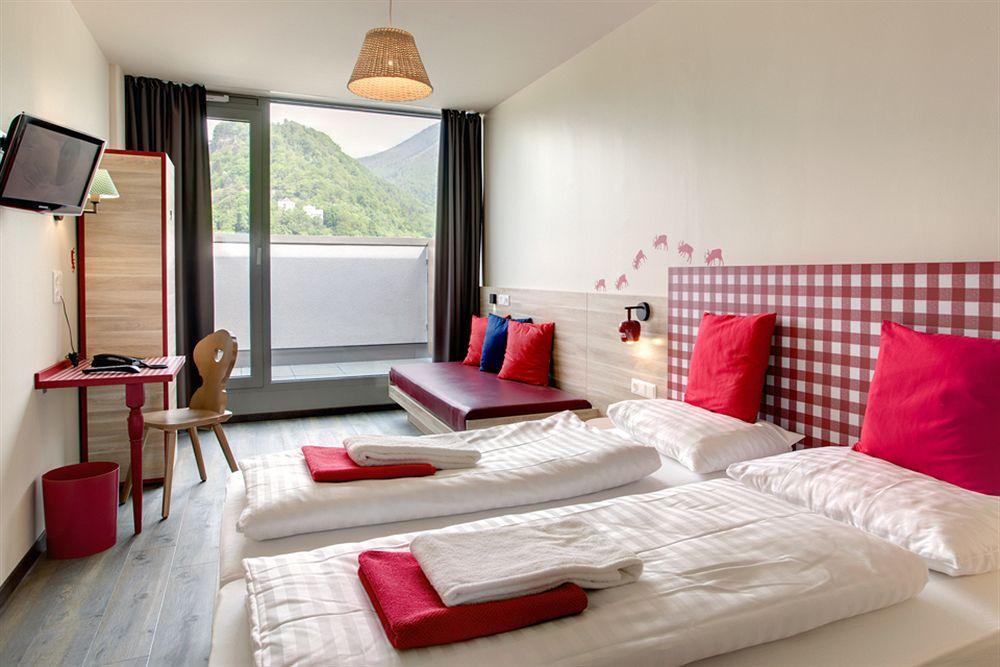 Meininger Hotel Salzburg City Center Εξωτερικό φωτογραφία